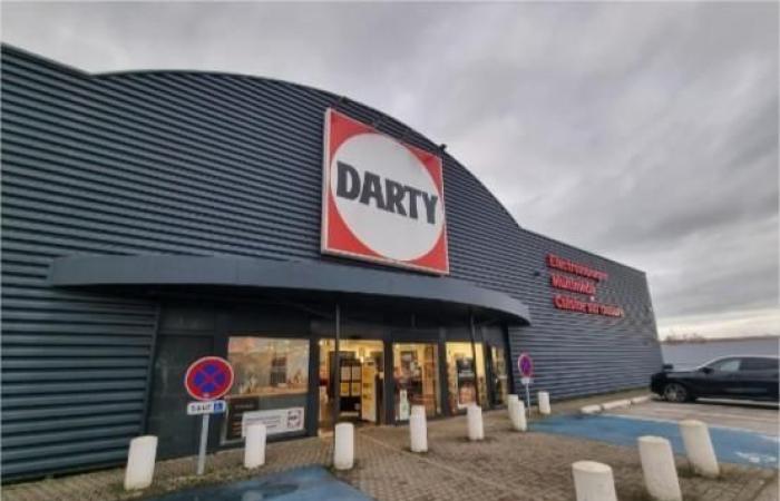 Two household appliance stores robbed on the same night, in two towns in Finistère