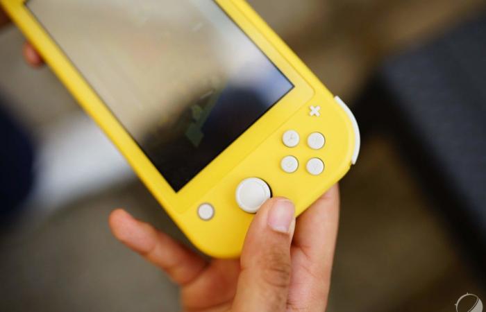 Nintendo Switch Lite hits lowest price for New Year at AliExpress