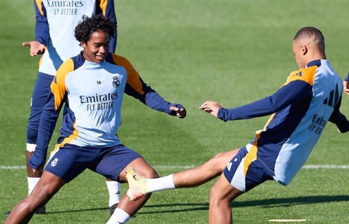 Mbappé’s annoying gesture with Endrick in training