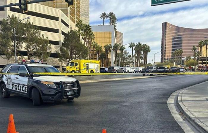 Tesla pickup: Las Vegas: vehicle explodes in front of Trump hotel, one dead