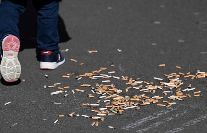 Milan bans cigarettes in all public spaces, even outdoors