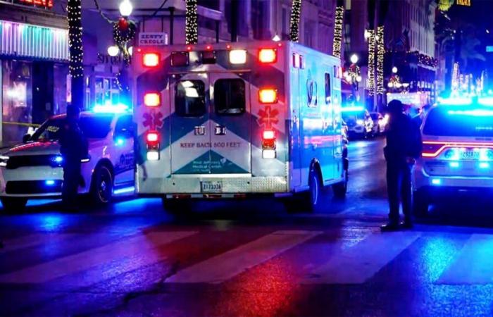 In the midst of New Year's festivities, a vehicle rushes into a crowd in downtown New Orleans: several dead and injured