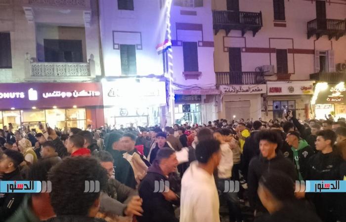 Crowds and festive atmosphere in the streets of Korba on New Year’s Eve (photos)