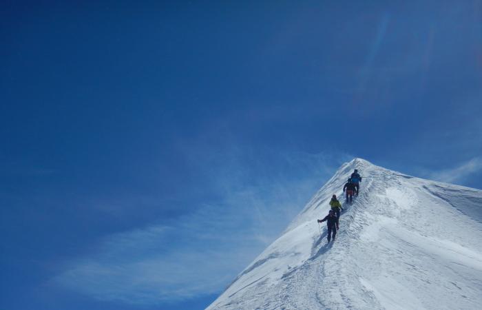 What future for the ascent of Mont Blanc by the normal route?