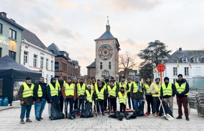 Muslim community Ahmadiyya Muslim starts the new year with a major clean-up campaign in the streets of Lier (Lier)