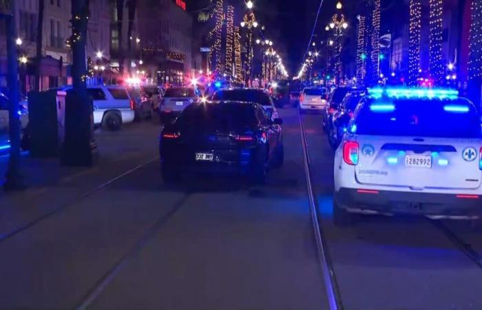 A man drives his pickup into a crowd in the French Quarter of New Orleans: at least 10 dead and 30 injured