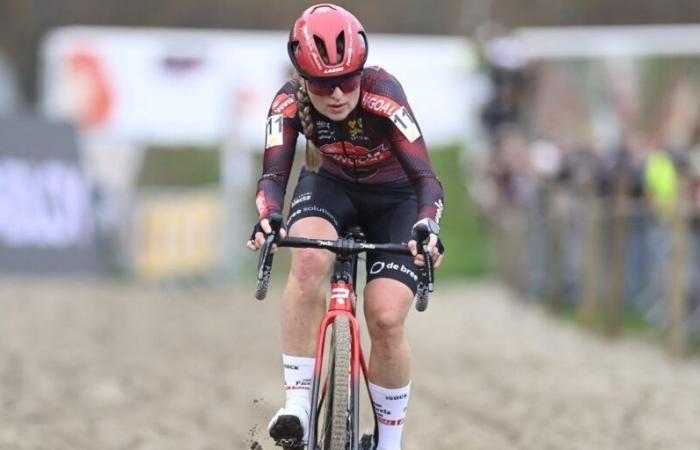 Denise Betsema will also race for Pauwels Sauzen-Cibel Clementines in