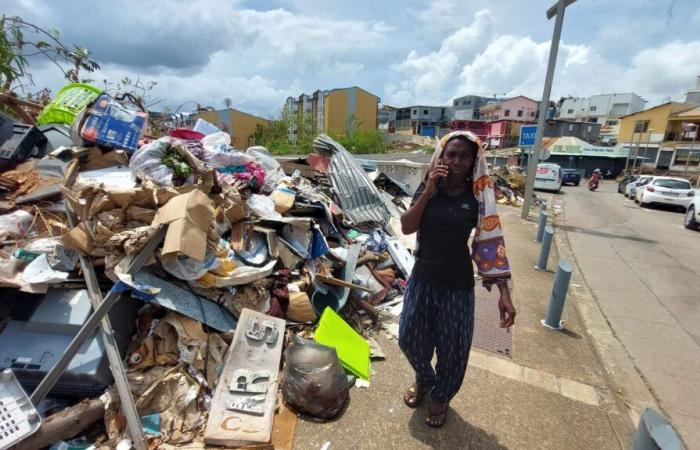 in Mayotte, a New Year's Eve marked by the damage of the cyclone