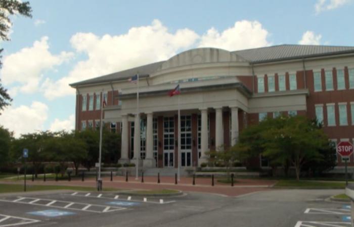 Effingham Co. Courthouse closed after State Court Judge dies by suicide