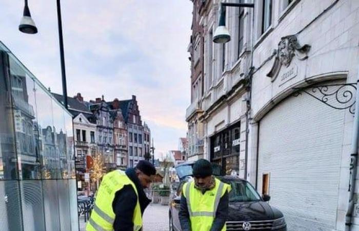 Muslim community Ahmadiyya Muslim starts the new year with a major clean-up campaign in the streets of Lier (Lier)