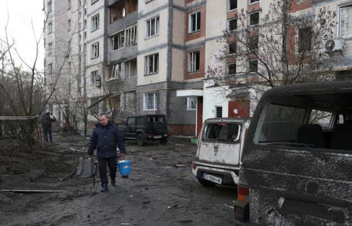 at least one dead and seven injured in Russian attack on central kyiv