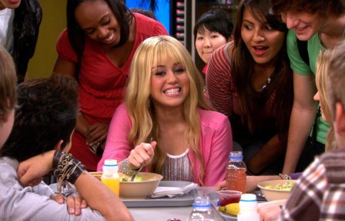 End of Disney Channel: where to (re)watch series and films like Hannah Montana, Jessie and others?