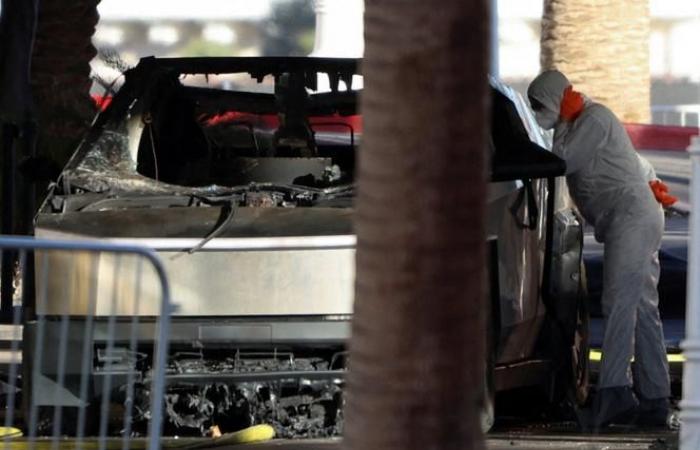 In Las Vegas, a Tesla Cybertruck explodes in front of the Trump hotel, killing its occupant