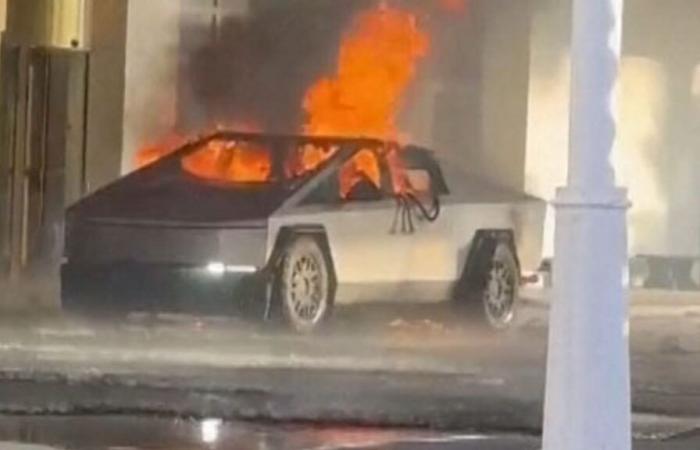 Tesla cybertruck explosion outside Trump hotel in Las VegTesla cybertruck explosion outside Trump hotel investigated as potential terror attackas could be terror attack | US News