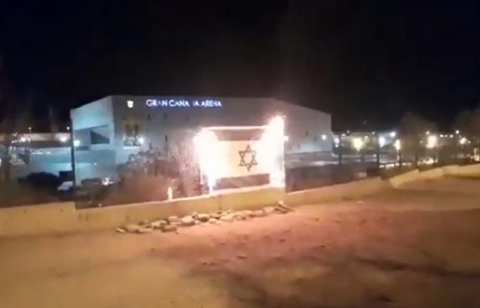 Israeli Flag Burned In Canary Islands Before Hapoel Tel Aviv Match