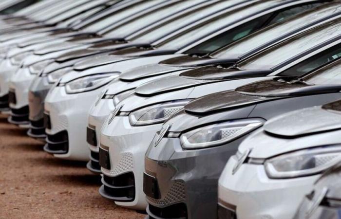 Sharp decline in new car sales in France in 2024