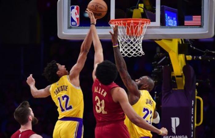 The Cavaliers quietly resist the Lakers