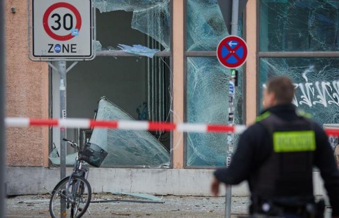 Fire brigade complains about “battlefield”: Illegal ball bomb tears apart Berlin apartments