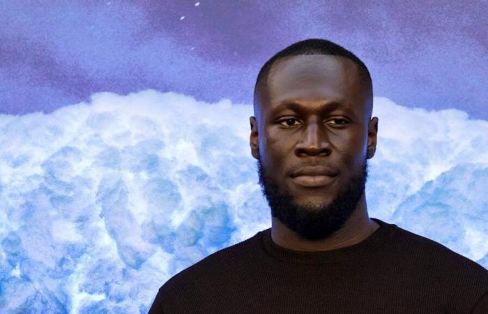 Stormzy, caught with a phone while driving, is deprived of his license