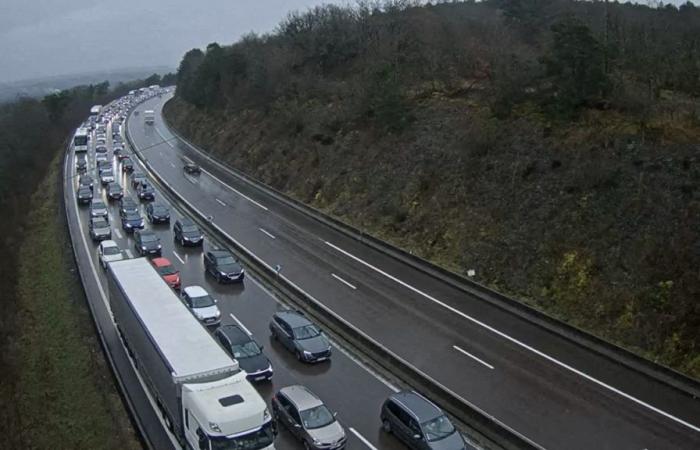 Monster traffic jam in Côte d’Or after an accident on the A6, the motorway cut