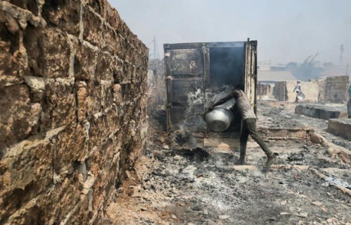 In Accra, a huge fire devastates Ghana’s main second-hand clothing market – 01/02/2025 at 10:31 p.m.