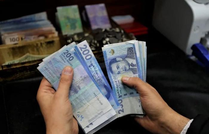 Bank loans: The current amount increased to 1.122.5 billion dirhams at the end of November