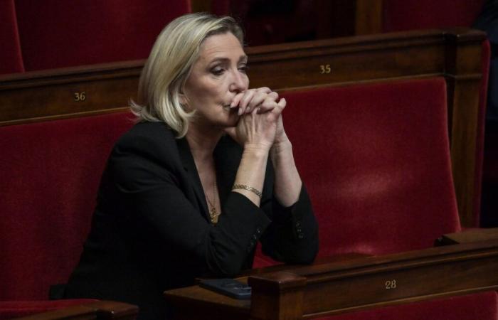 Marine Le Pen will visit the archipelago on Sunday