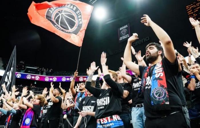 why will Paris Basket supporters boycott the match against Maccabi Tel-Aviv?