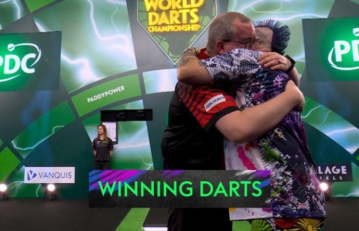 World Darts Championship: Luke Littler sets up Stephen Bunting semi-final showdown after convincing win over Nathan Aspinall | Darts News