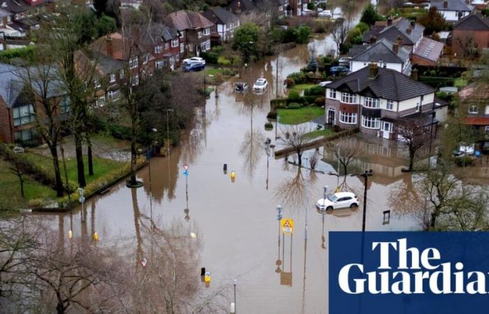 Ice warning and travel alerts in UK as temperatures drop after flooding | UK weather