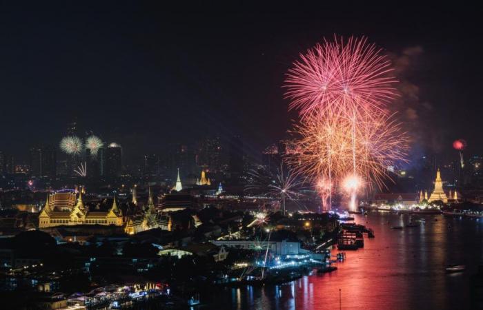 The most beautiful New Year images in the world (photos)