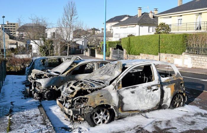 Twelve cars burned in Onet-le-Château: for the national police, “the accidental track is not the one we favor”, an update on the investigation