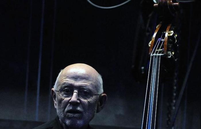 Death of Barre Phillips, double bass player