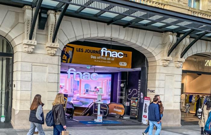 Goodbye to Fnac on the Champs Élysées: a giant clearance sale before the final closure!