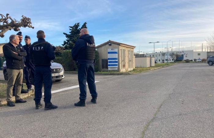 Violent inmate, homemade weapon, request for release, what to remember about the hostage taking at Arles prison