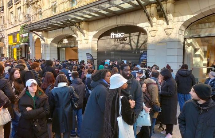 “I couldn't see the entrance because of the crowd”… What happened at the Fnac clearance sale?