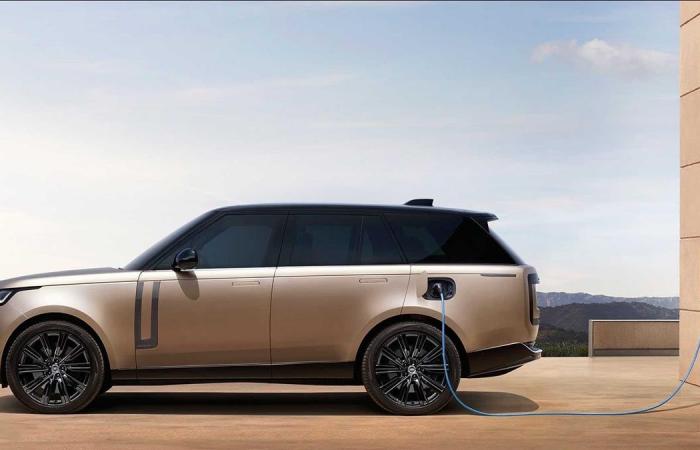 Dramatic twist: hybrid SUVs dethrone electric in European luxury