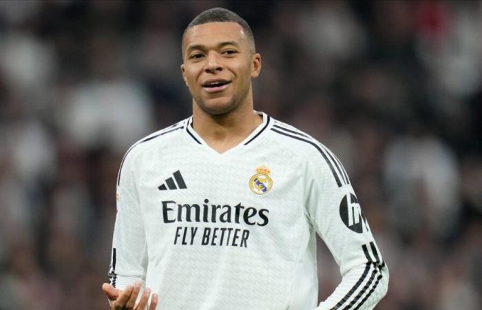 follow the Liga match with Mbappé live