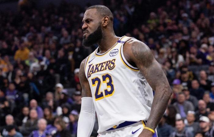 NBA Fans React To LeBron James’ 38-Point Explosion In Trail Blazers-Lakers Game