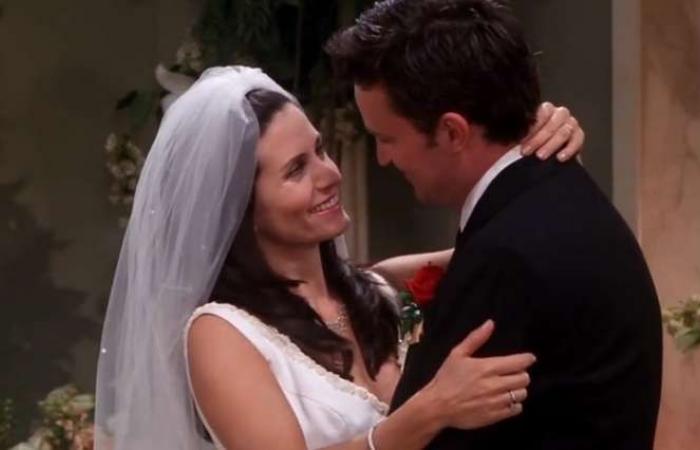 you have an excellent memory if you get 5/5 on this quiz on the couples in the series