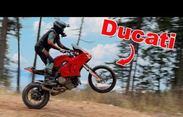 An off-road Ducati Panigale V4? Yes, it exists! (video)