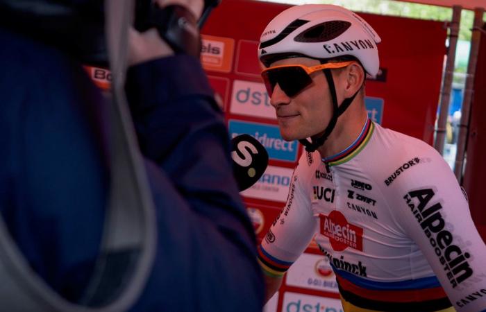 Mathieu van der Poel withdraws from the 9th round of the 2024-2025 cyclo-cross World Cup in Dendermonde