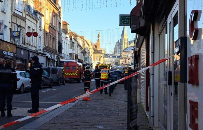 Fire in an apartment in Clermont: rue de la République closed off