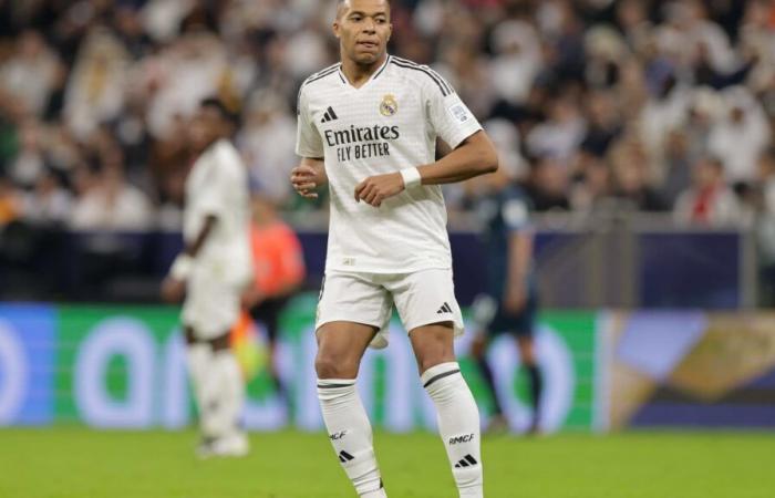 Real Madrid legend targets France as reason for Mbappé's struggles