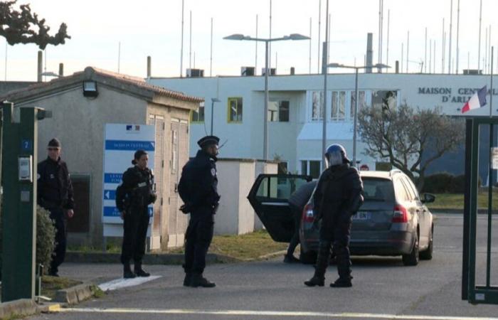 Five people taken hostage at Arles prison in France: the inmate surrendered