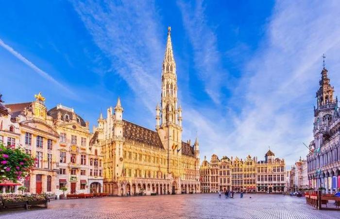 You can buy Eurostar tickets for Paris and Amsterdam for €35 now