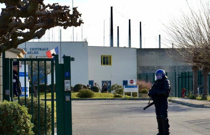 Hostage-taking at Arles prison: five hours of negotiations, hostages released “safe and sound”… what we know about the events