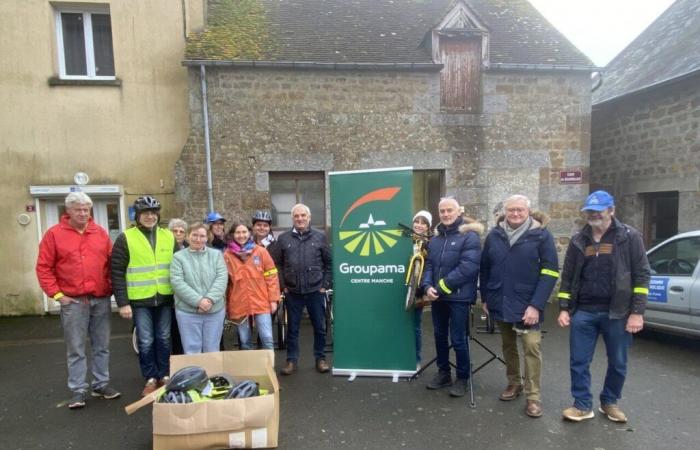 In Orne, this association receives cycling safety clothing