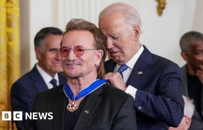 Biden awards Anna Wintour, George Soros and Bono with Medal of Freedom