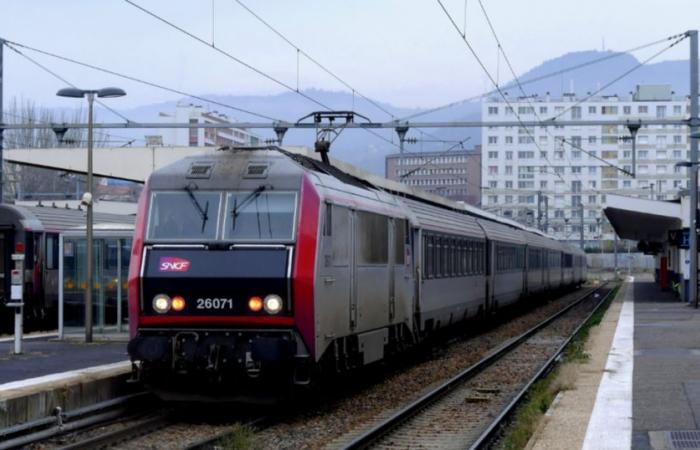 after a train breakdown, another 12-hour delay on the cursed Paris-Clermont line